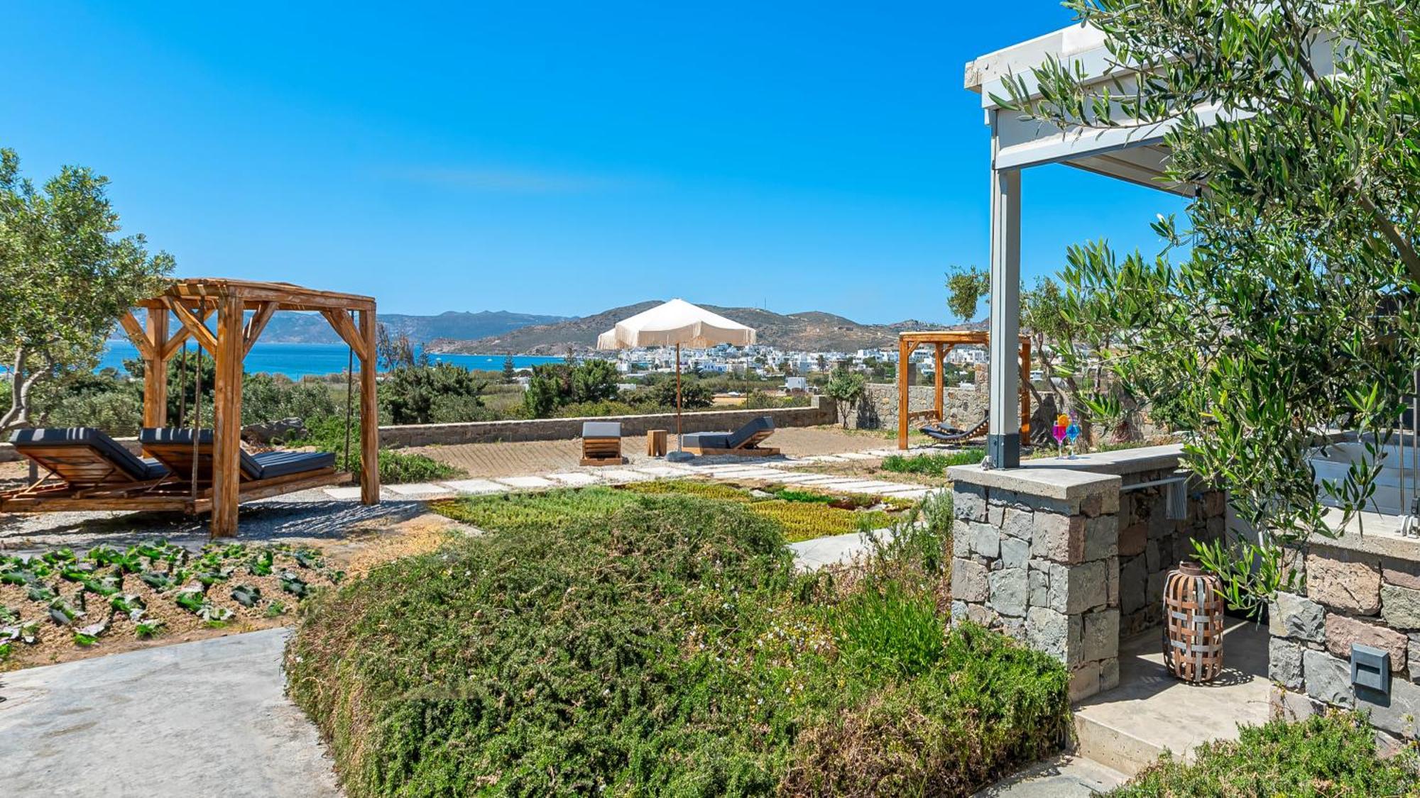 Aelia Suites Adamantas  Exterior photo