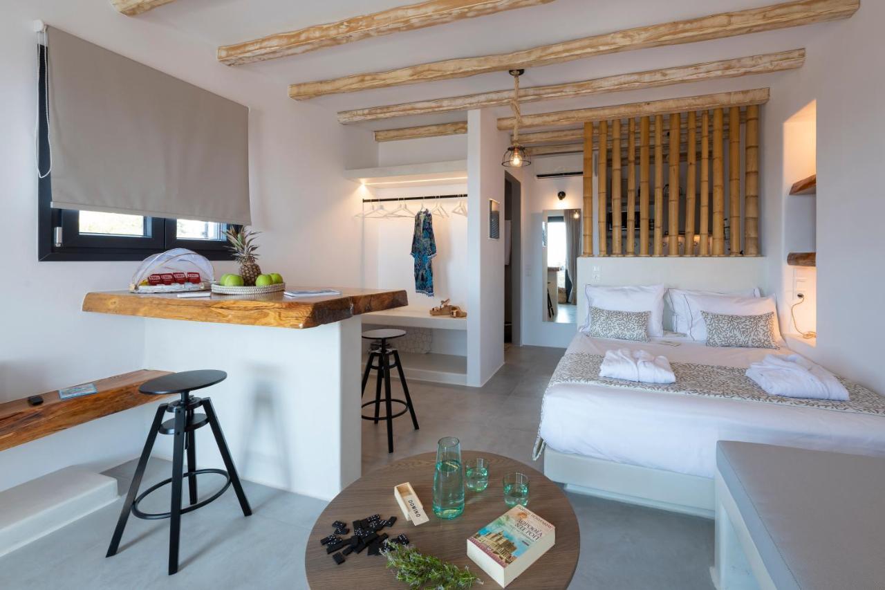 Aelia Suites Adamantas  Exterior photo